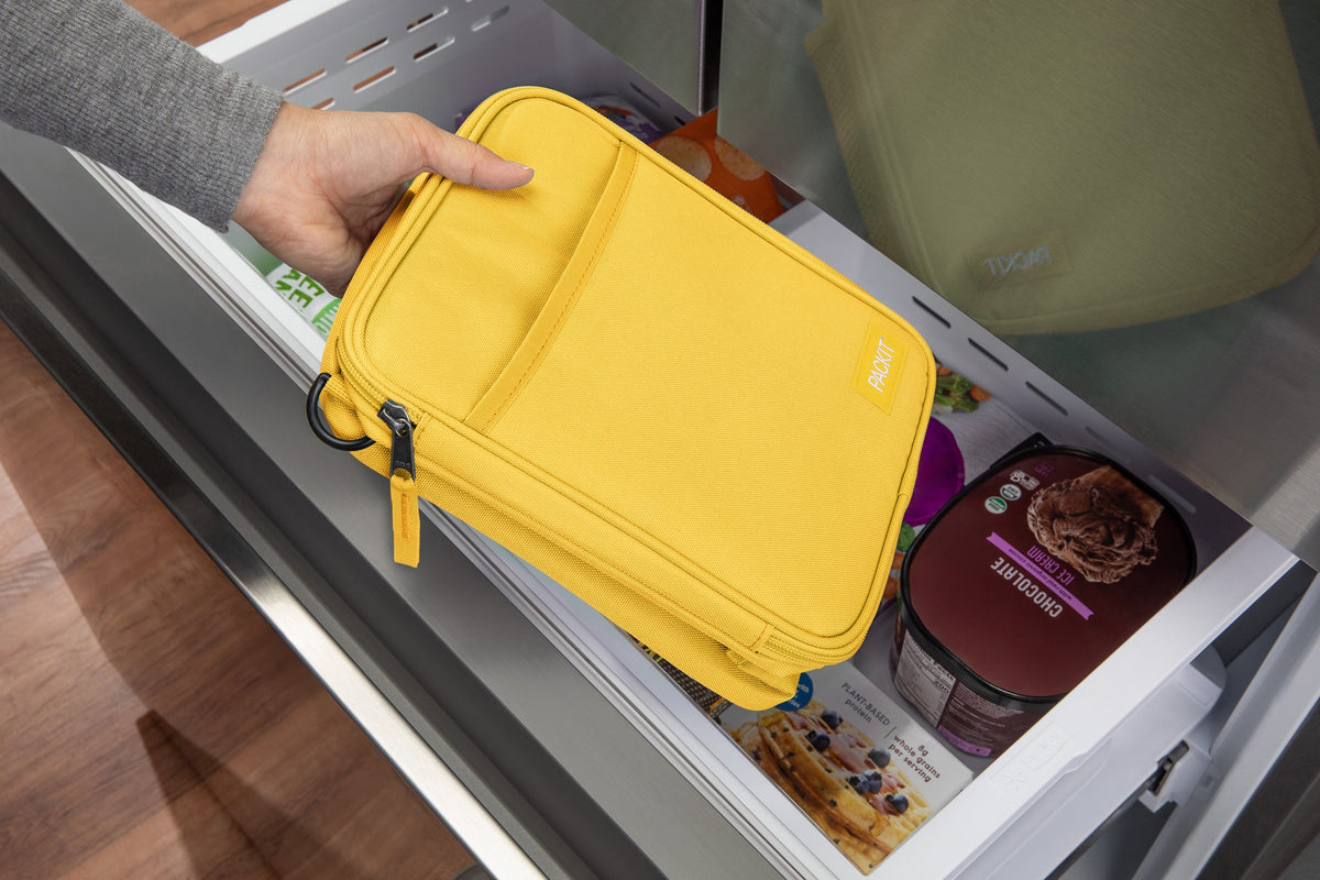freezable-crossbody-lunch-box-b4 Crossbody-Lunch-Box-Lemonade-Freezer.jpg