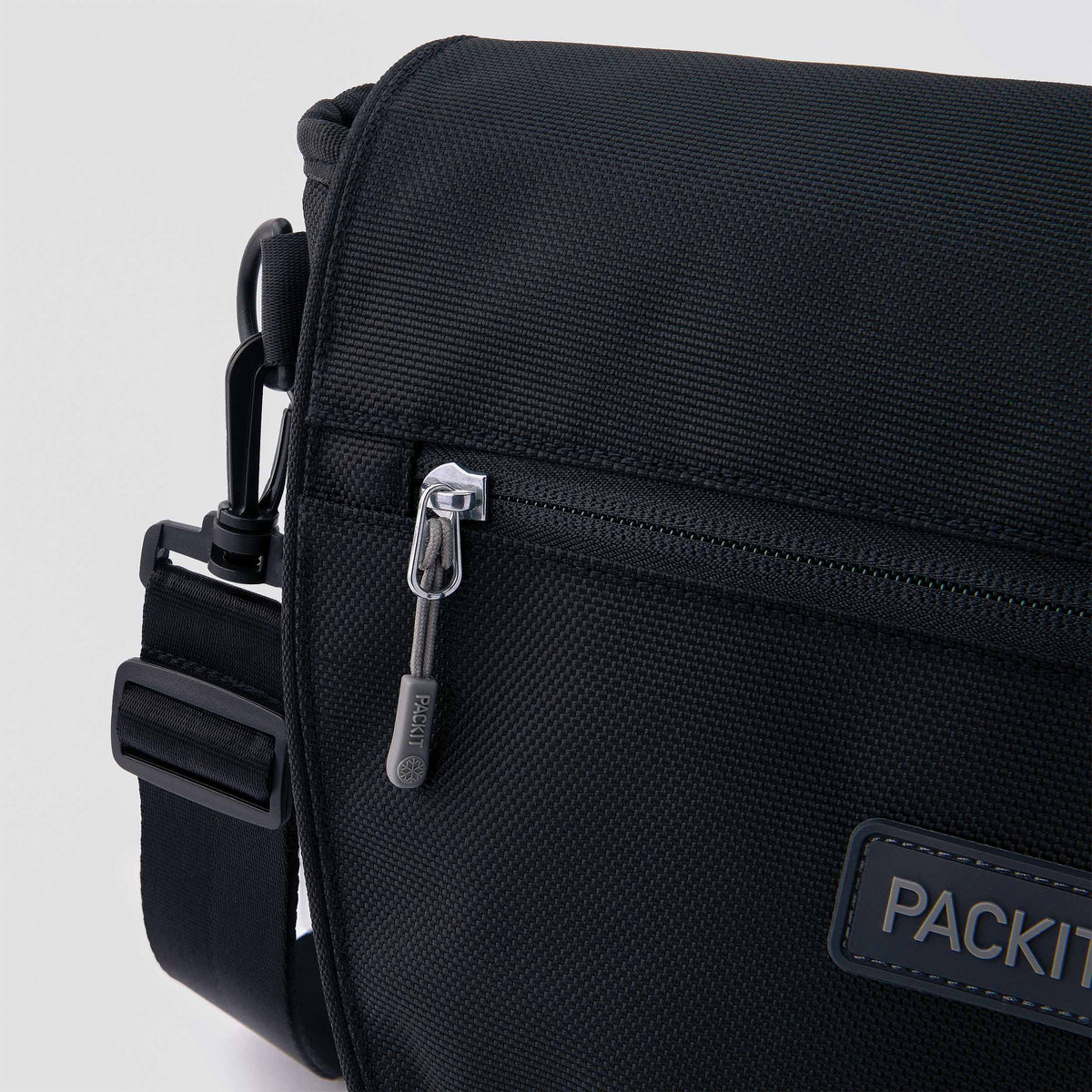 freezable-brooklyn-crossbody-o3 freezable-brooklyn-crossbody-black-ecofreeze-plus-zoom-zipper-pull.jpg