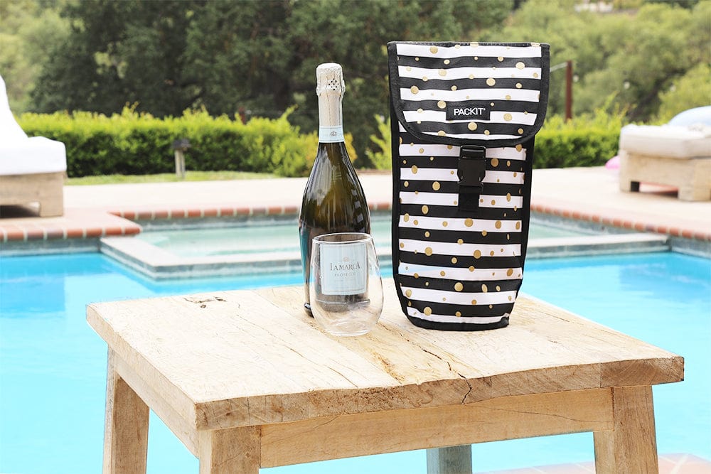 freezable-wine-bag-m1 freezable-wine-bag-celebration-dot-lifestyle-pool.jpg